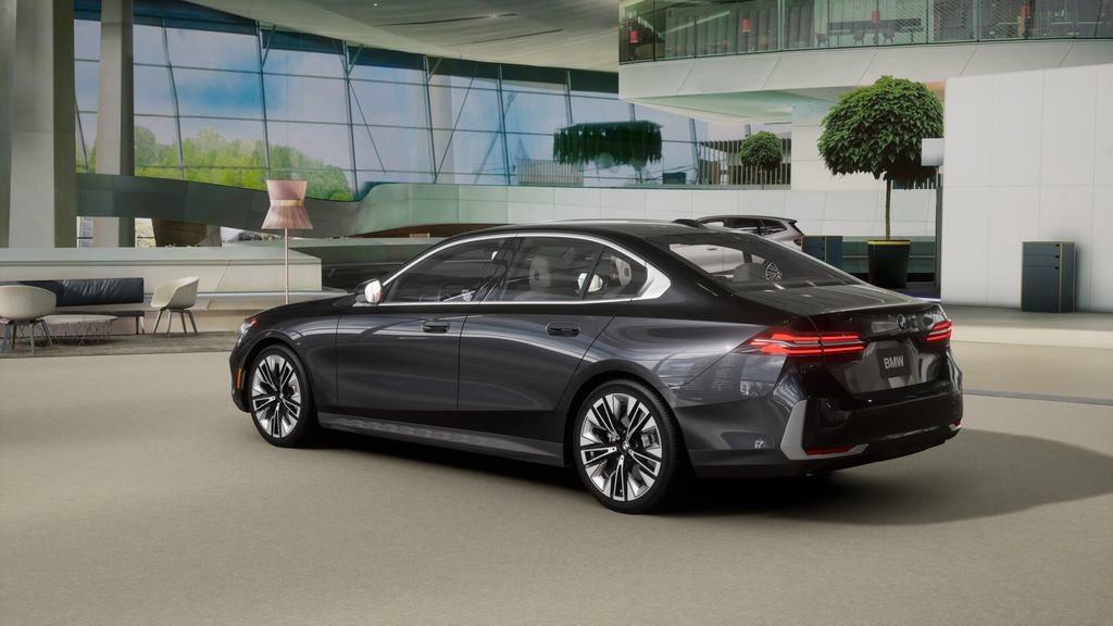Used 2026 BMW 530i RWD image 28