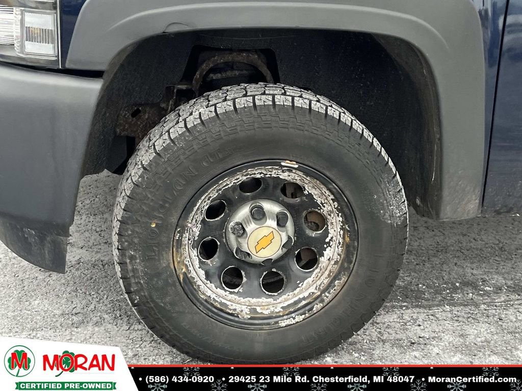 Used 2010 Chevrolet Silverado 1500 W/T w/ LS Package image 10