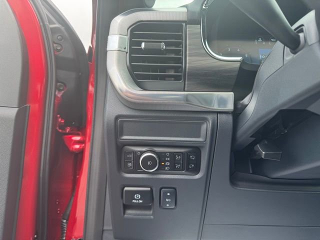 New 2025 Ford F150 Lariat w/ Equipment Group 501A Mid image 20