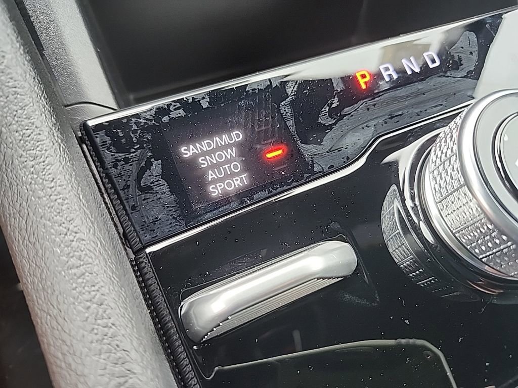 New 2025 Jeep Grand Cherokee L Limited w/ Trailer Tow Package image 35