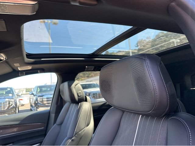 New 2026 Cadillac Vistiq Luxury image 26