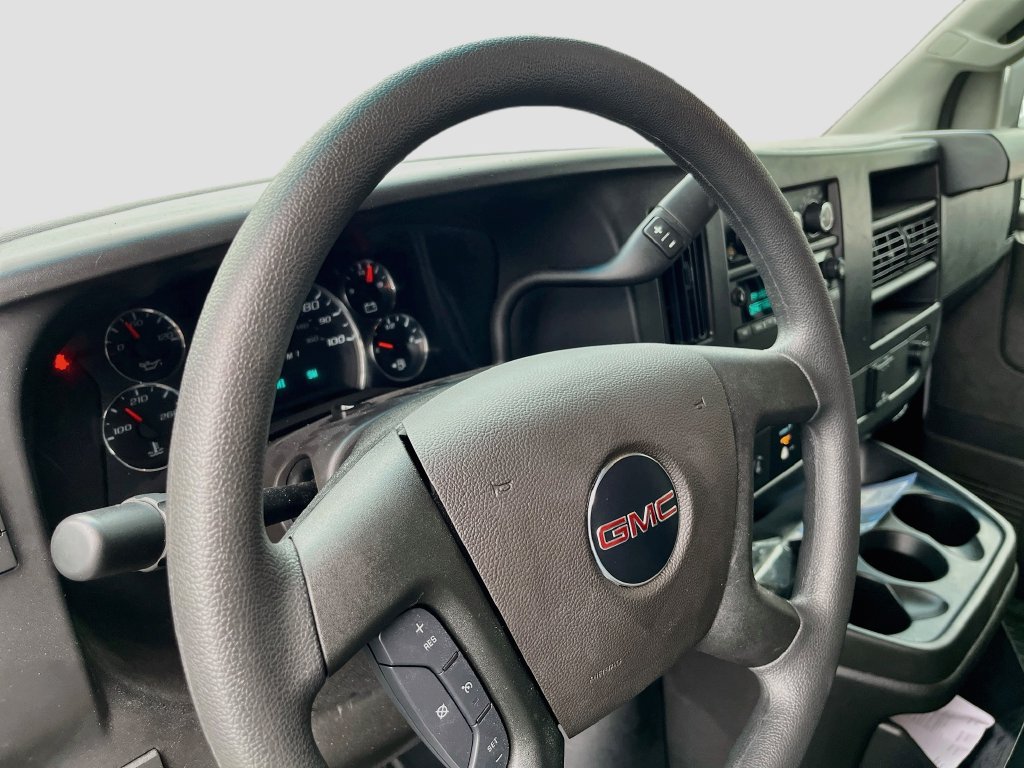 Used 2025 GMC Savana 3500 w/ Driver Convenience Package RWD image 9