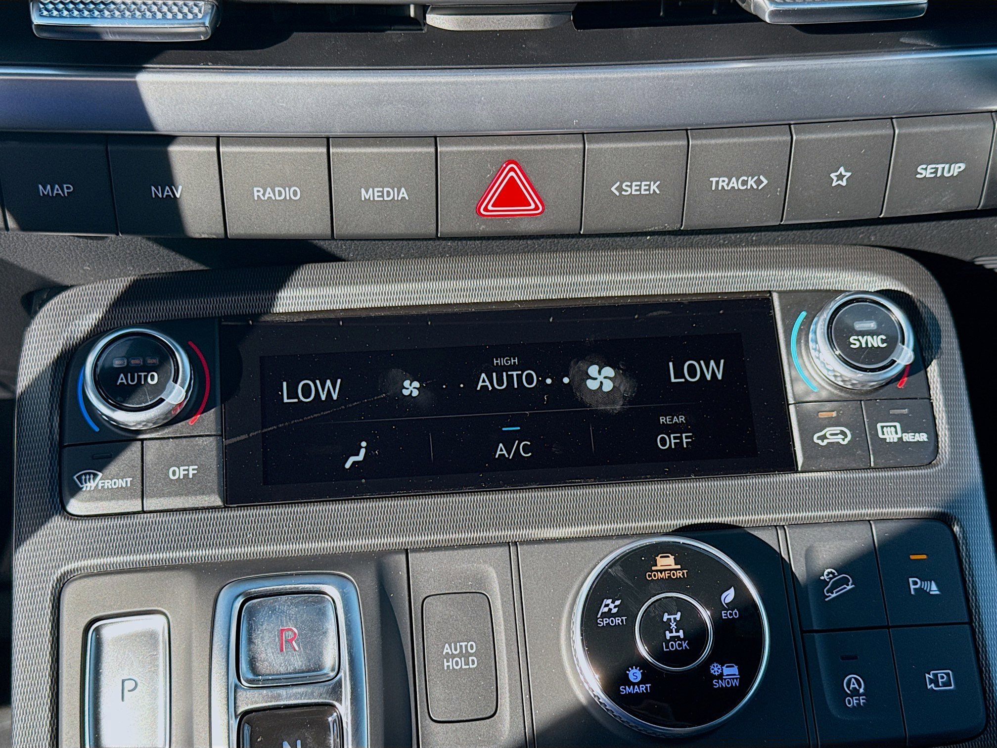 New 2025 Hyundai Palisade Calligraphy AWD/4WD image 13