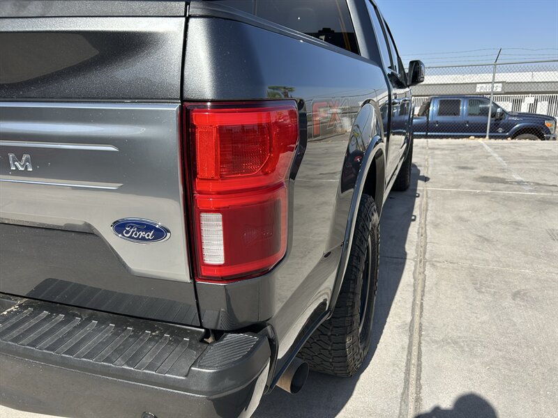 Used 2018 Ford F150 Platinum w/ Equipment Group 701A Luxury AWD/4WD image 15