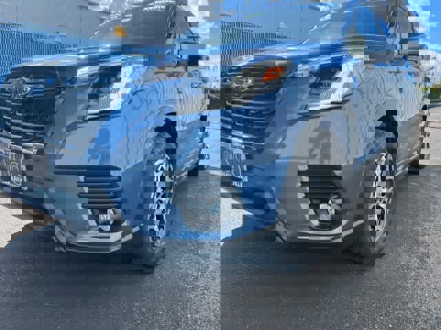 Used 2023 Subaru Forester Premium w/ Popular Package #2 image 9