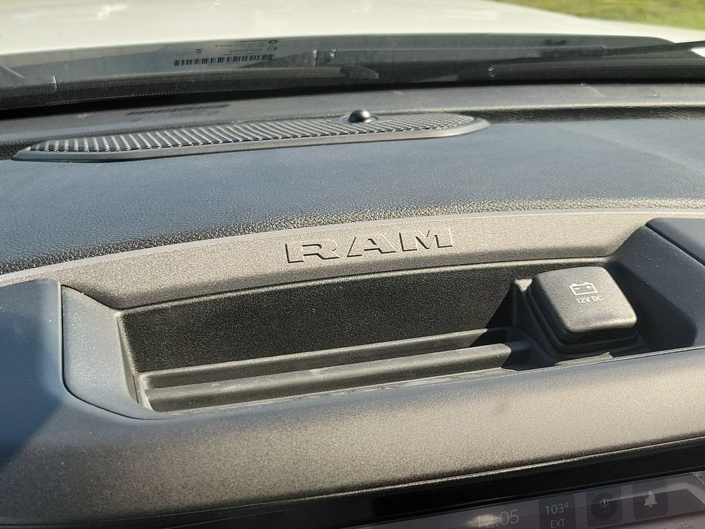 New 2027 RAM 5500 Tradesman AWD/4WD image 18