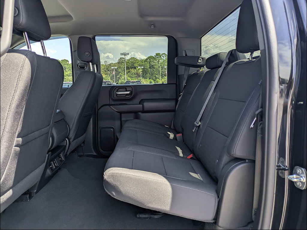 Certified 2024 Chevrolet Silverado 2500 Custom w/ Custom Value Package AWD/4WD image 17