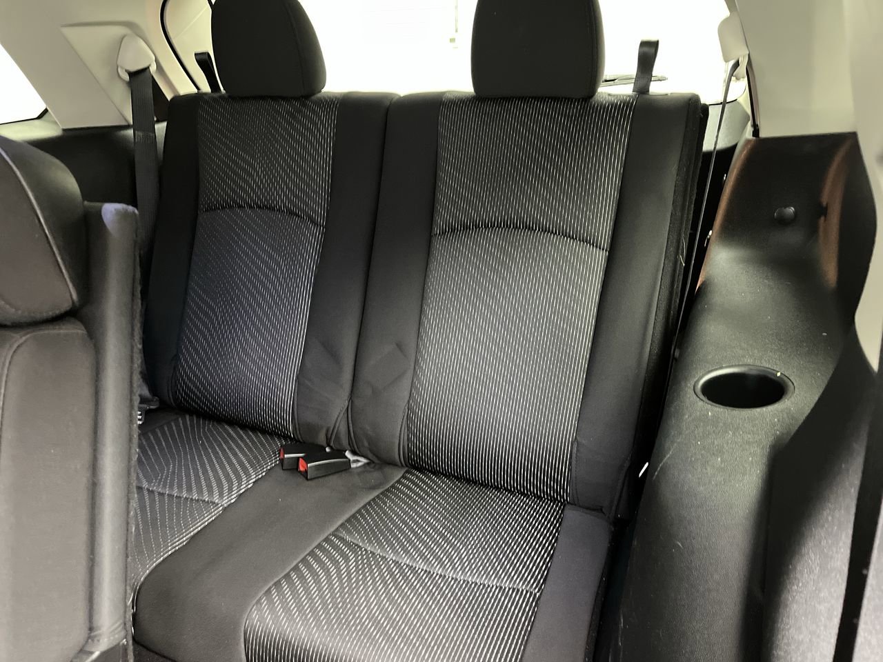 Used 2014 Dodge Journey SXT w/ Flexible Seating Group image 12