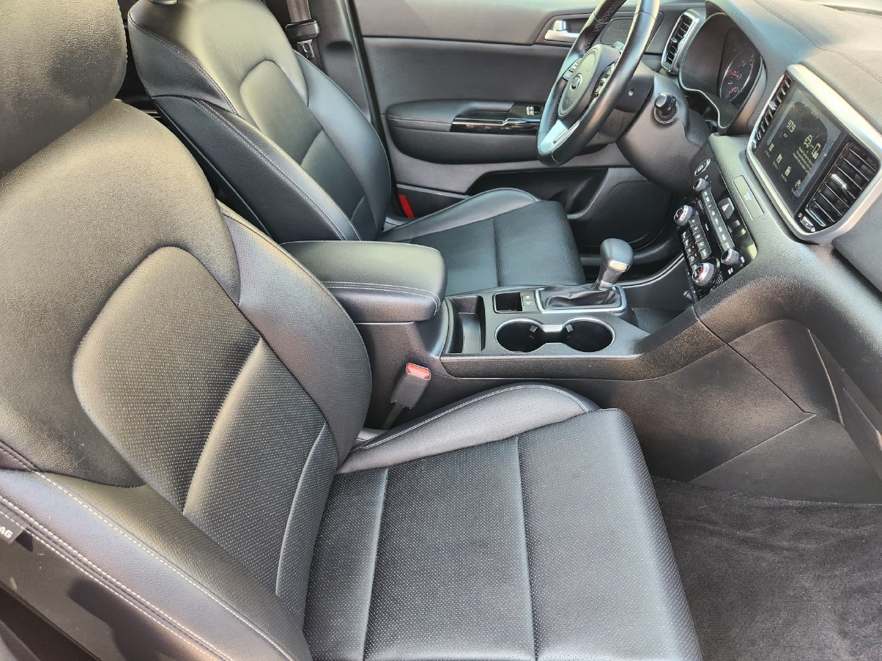 Used 2021 Kia Sportage EX FWD image 11