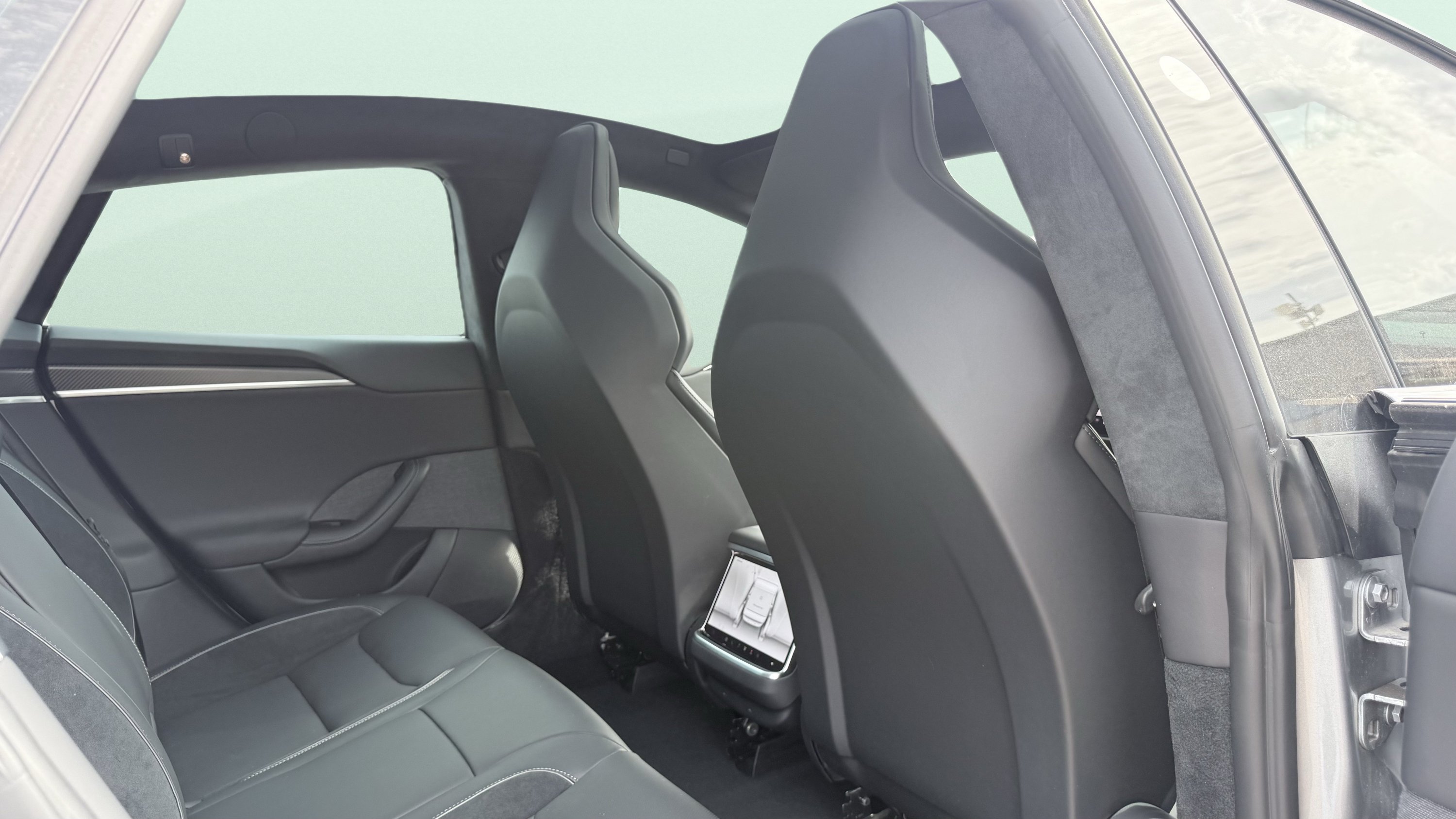 Used 2025 Tesla Model S Plaid AWD/4WD image 33