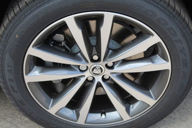 New 2026 Jaguar F-PACE R-Dynamic S image 8