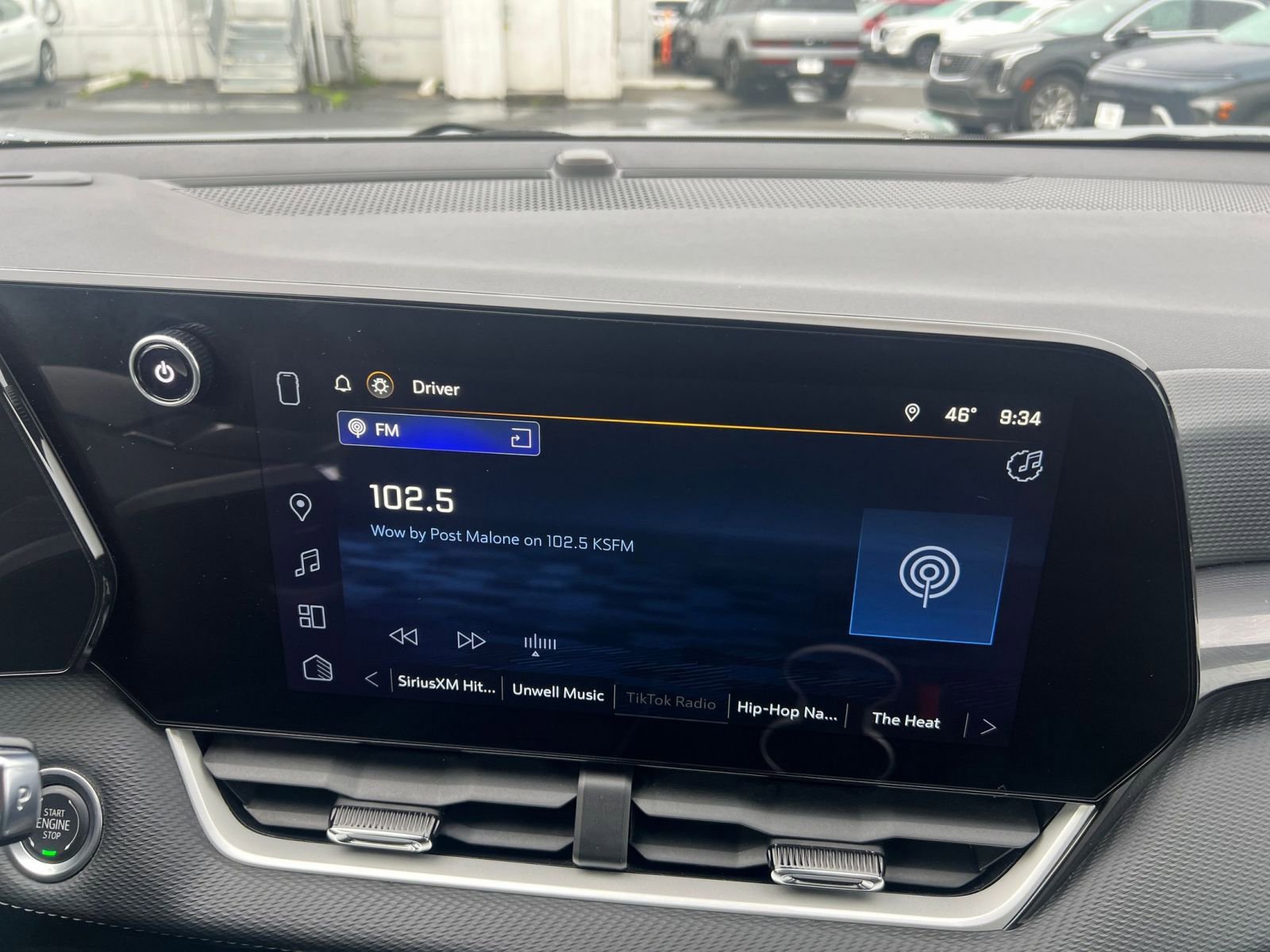 Used 2025 Chevrolet Equinox LT image 21