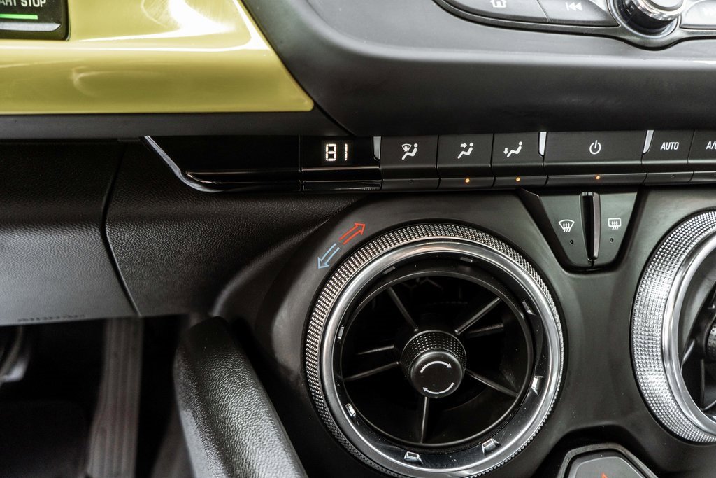 Used 2021 Chevrolet Camaro LT w/ RS Package image 9