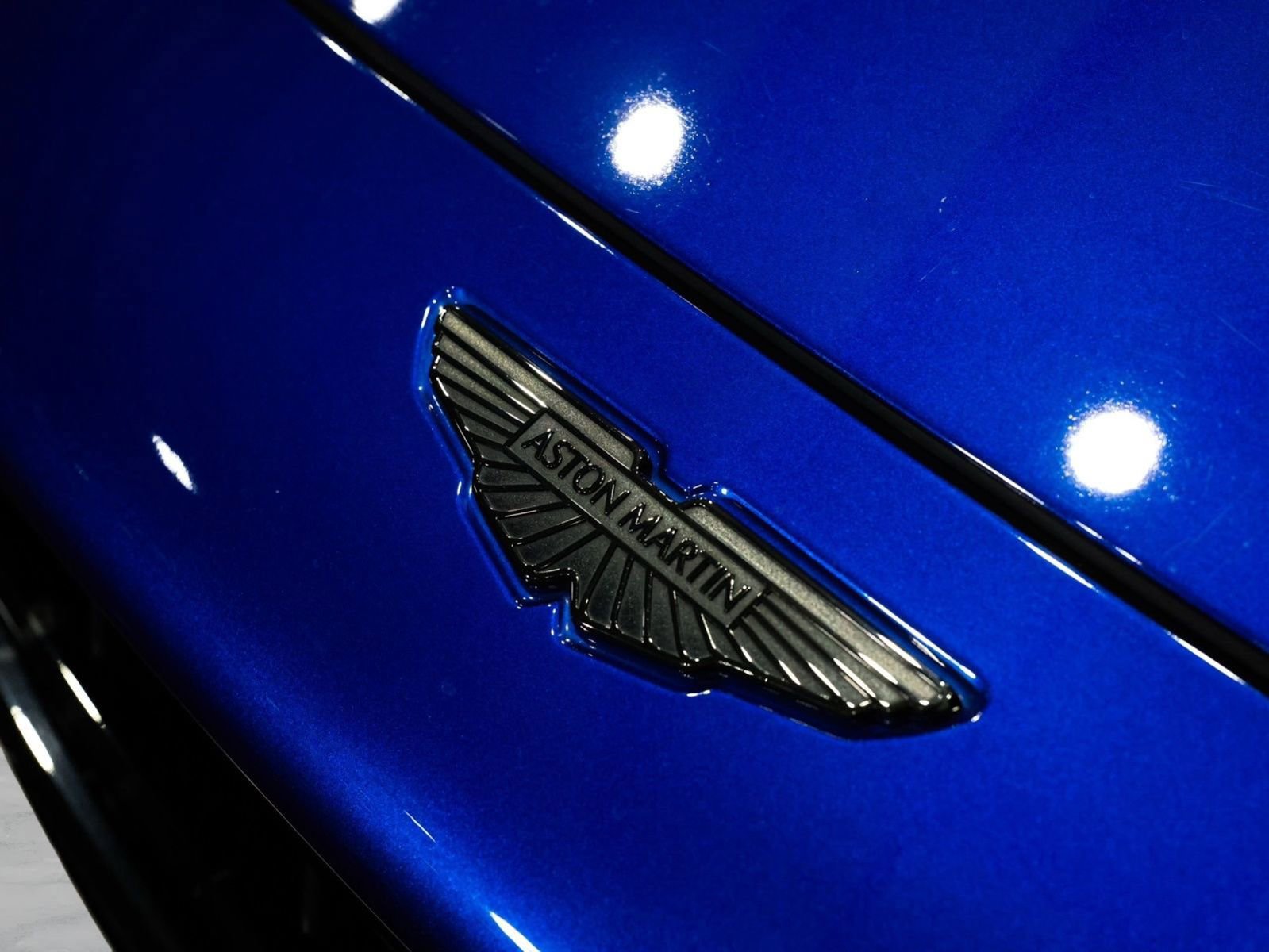 Used 2025 Aston Martin DBX 707 image 49