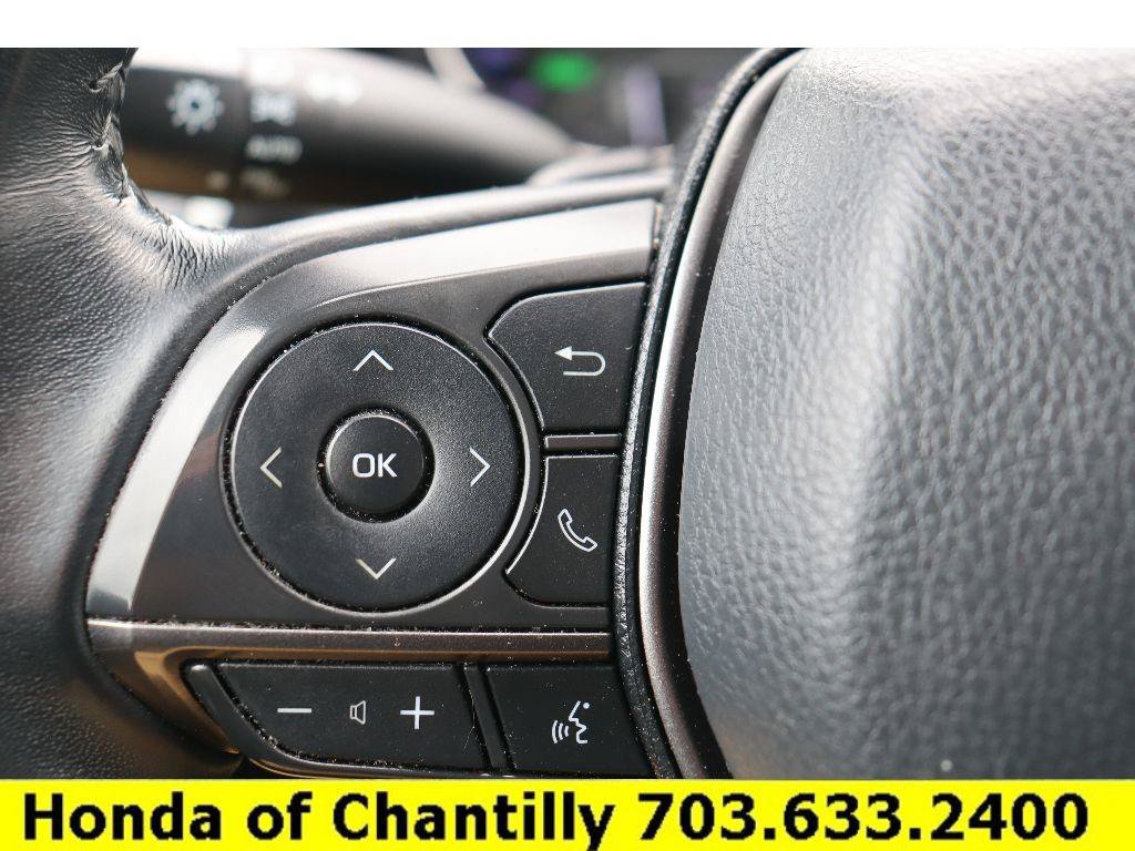 Used 2021 Toyota Camry SE FWD image 12