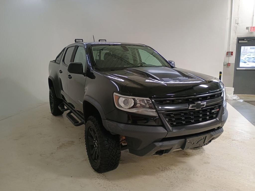 Used 2019 Chevrolet Colorado ZR2 w/ ZR2 Midnight Special Edition image 6