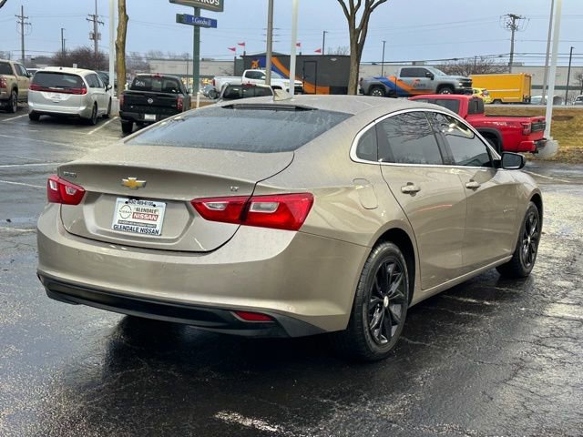 Used 2023 Chevrolet Malibu LT w/ Driver Confidence Package FWD image 4