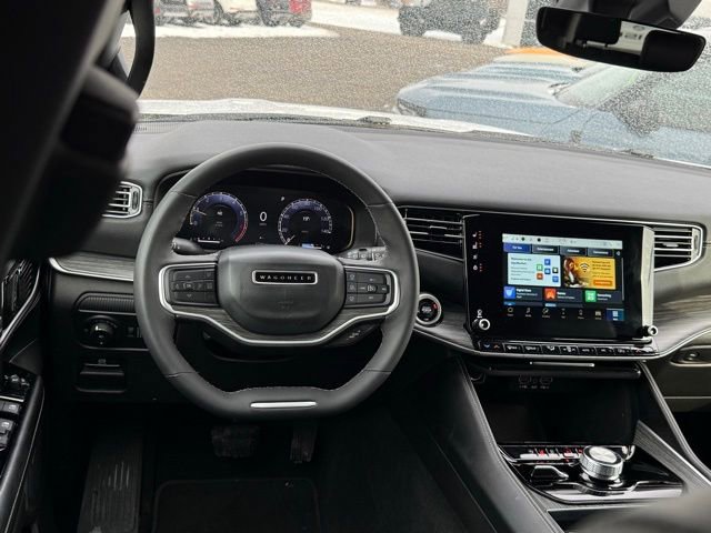 Used 2024 Jeep Wagoneer L Series II w/ Flexible Seating Group image 8