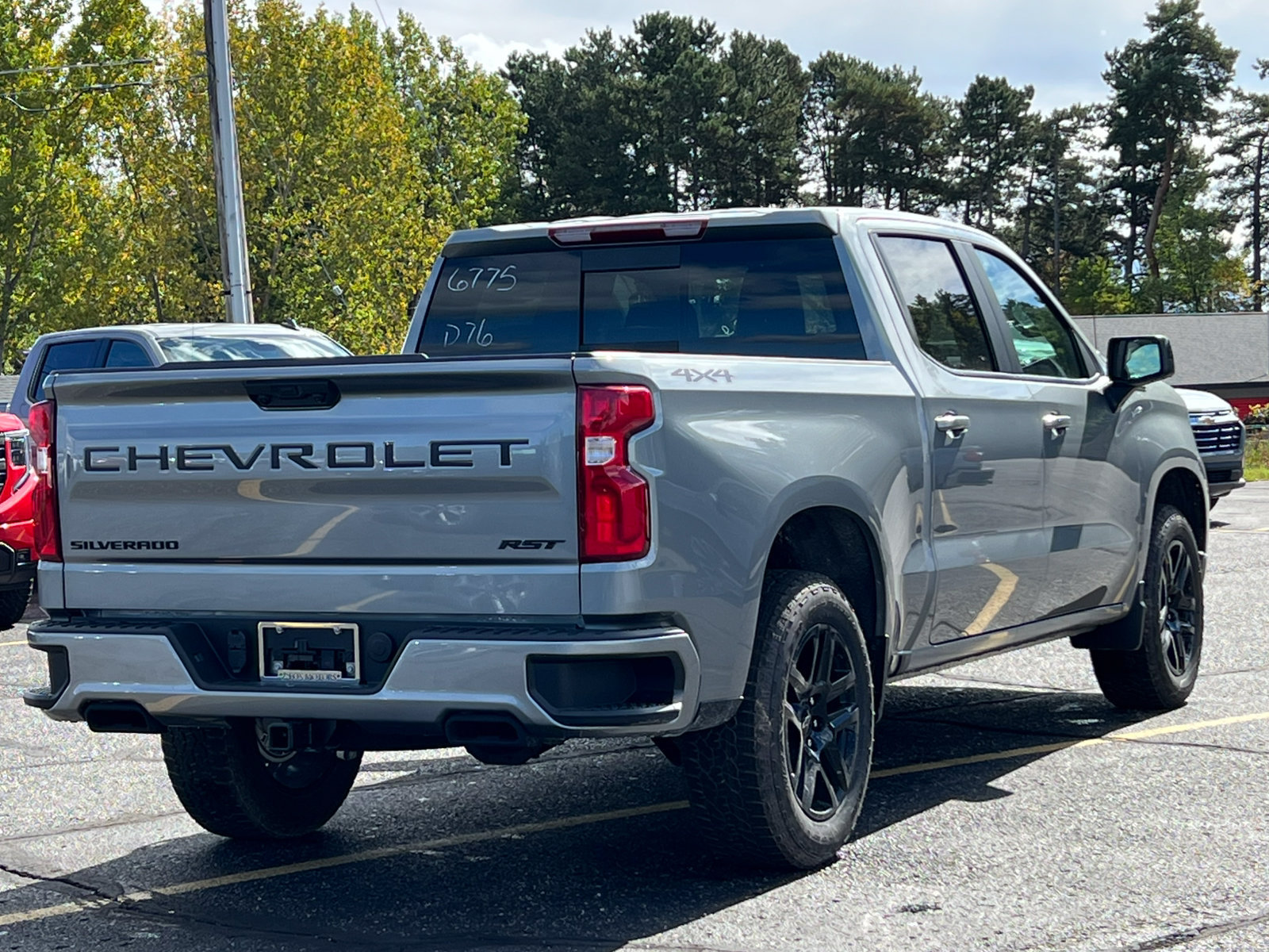 New 2026 Chevrolet Silverado 1500 RST w/ Dark Appearance Package AWD/4WD image 11
