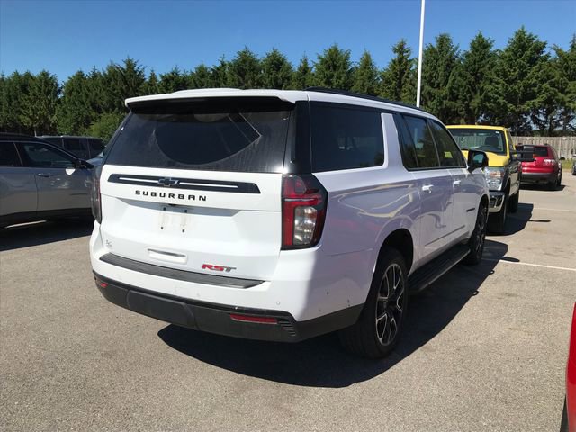 Used 2024 Chevrolet Suburban RST w/ Luxury Package AWD/4WD image 2