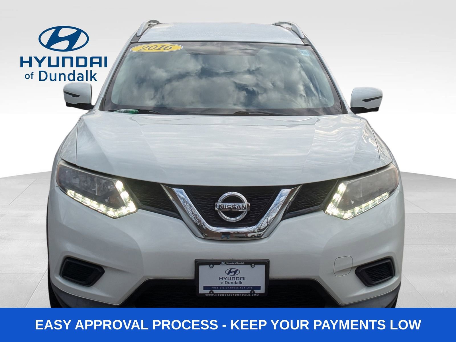 Used 2016 Nissan Rogue SV w/ SV Premium Package image 11