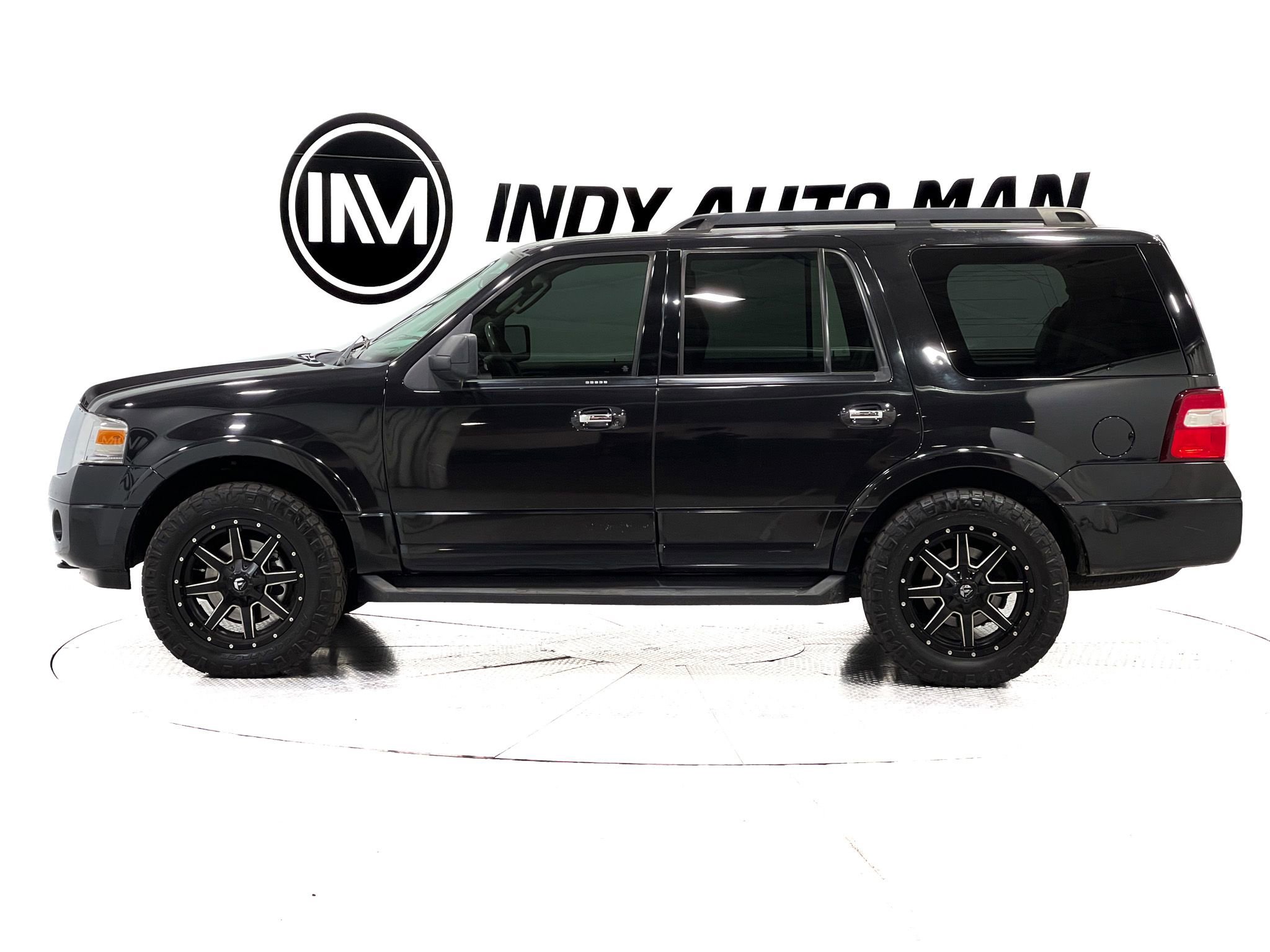 Used 2012 Ford Expedition XLT AWD/4WD image 7