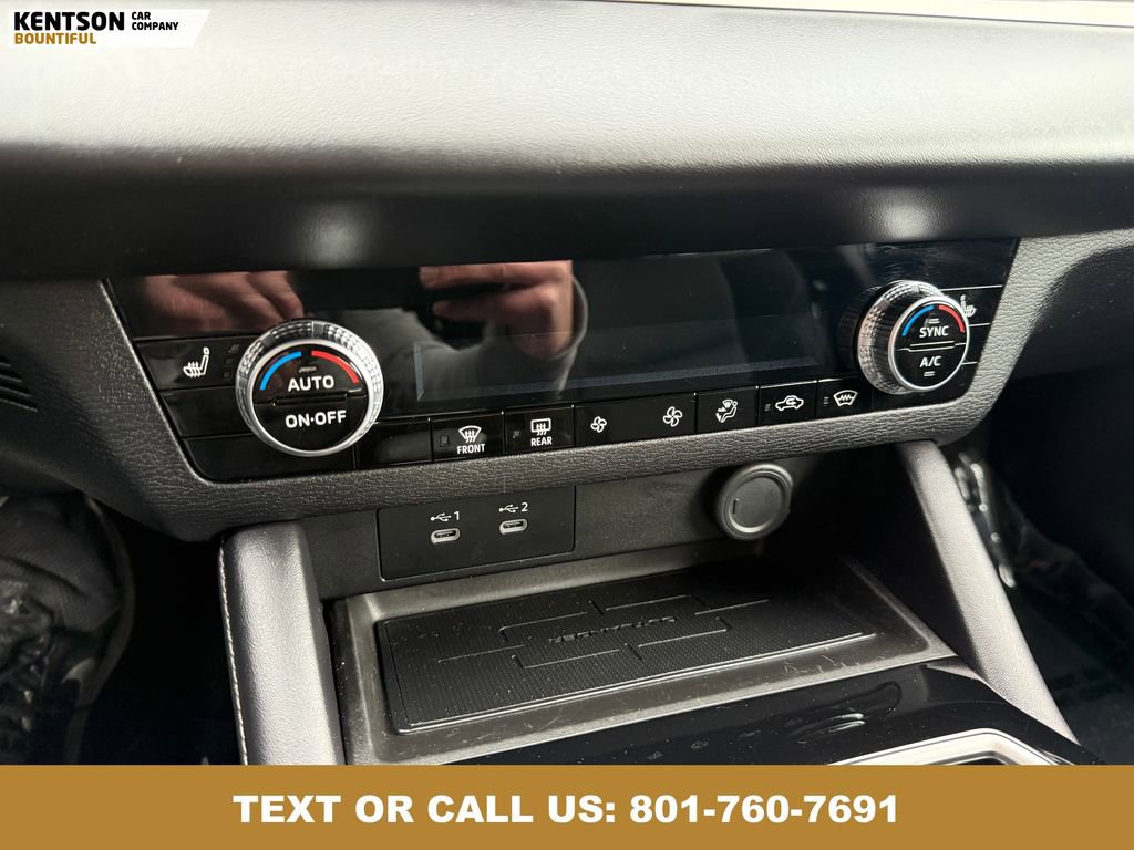 Used 2025 Mitsubishi Outlander ES image 27