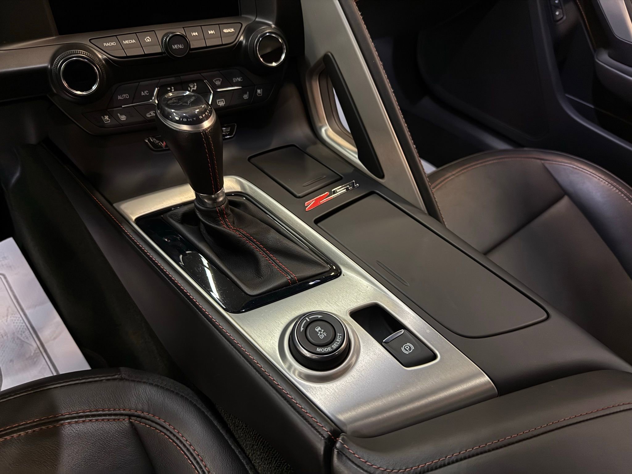 Used 2017 Chevrolet Corvette Stingray Coupe image 38