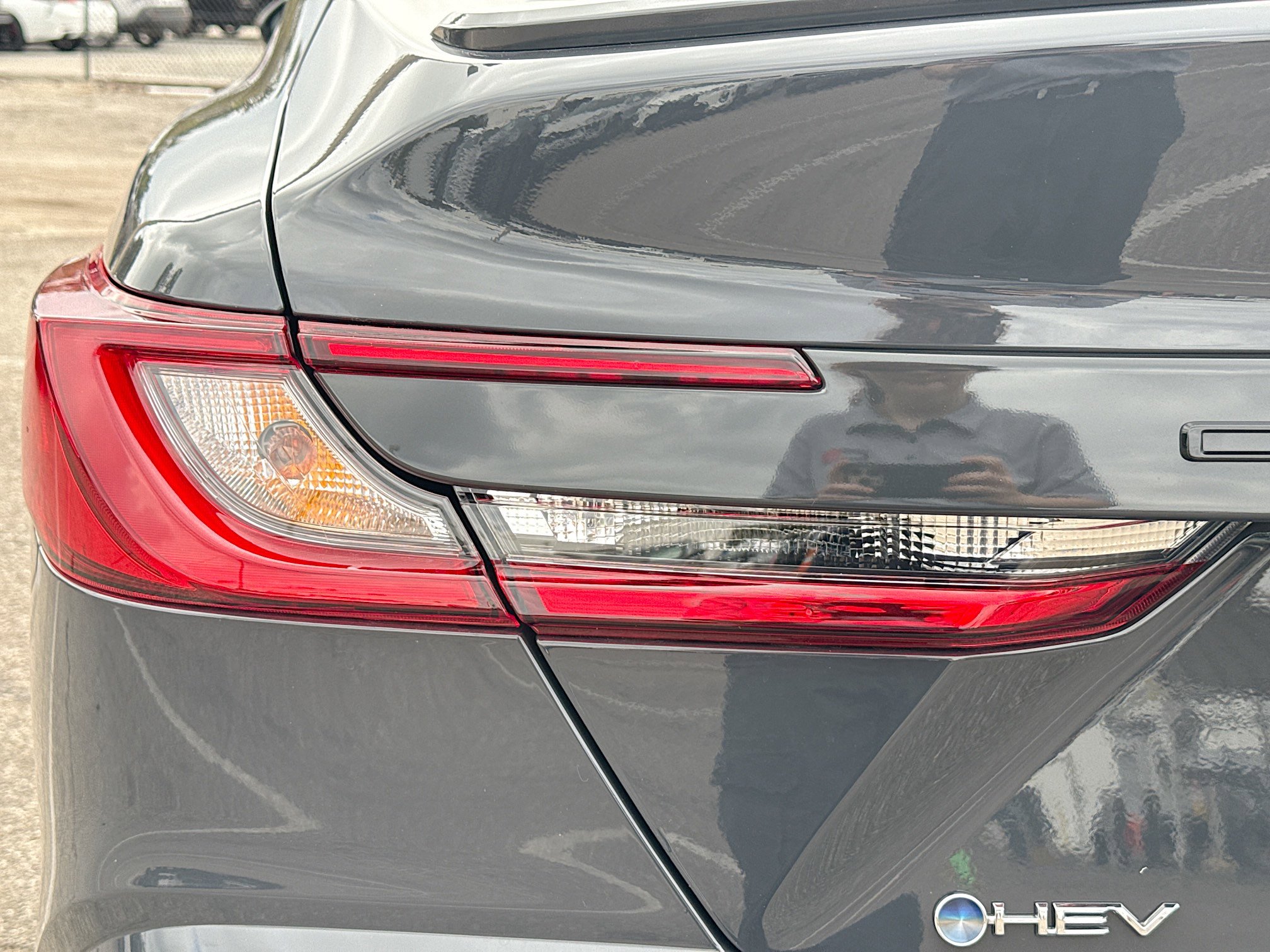 Used 2025 Toyota Camry SE image 10