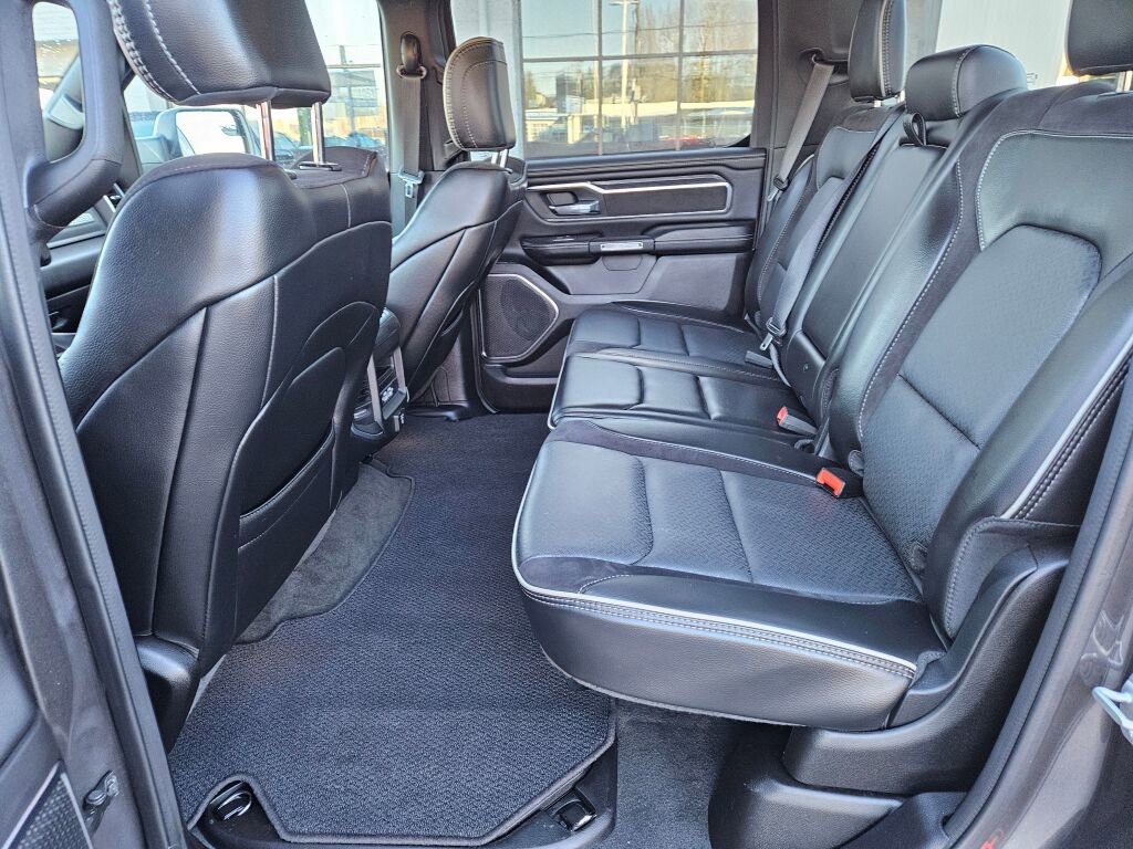 Used 2024 RAM 1500 Laramie image 16