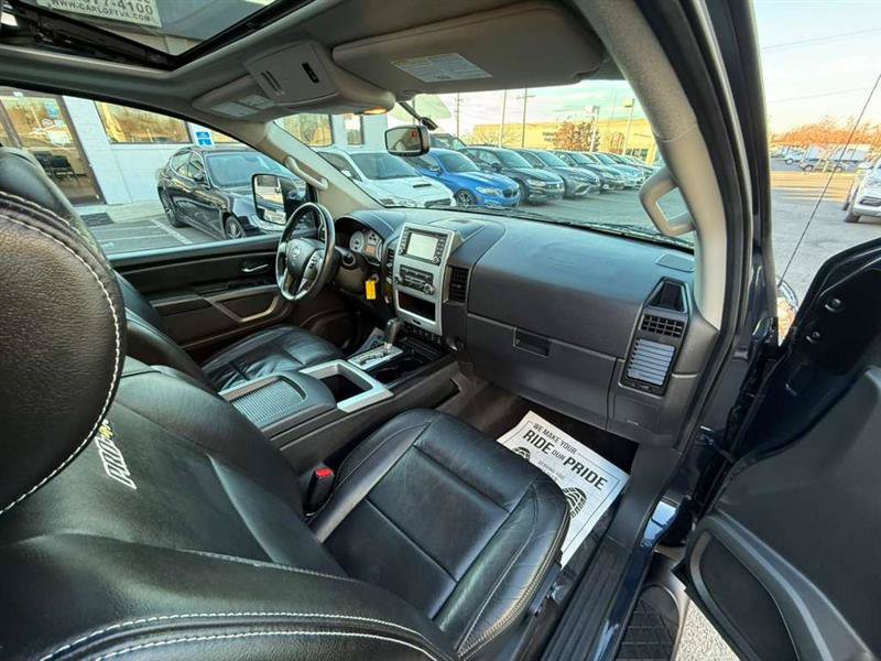 Used 2015 Nissan Titan PRO-4X w/ Pro-4x Luxury Package AWD/4WD image 30