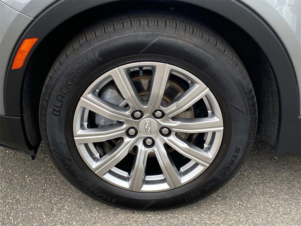 Used 2023 Cadillac XT4 Premium Luxury w/ Cold Weather Package image 18