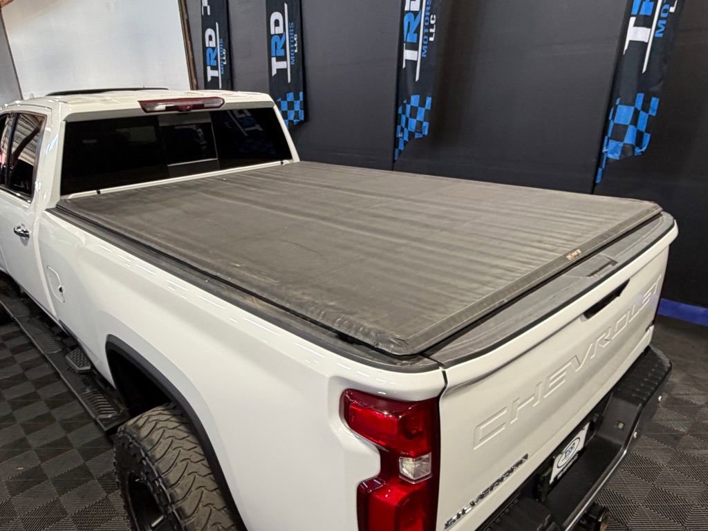 Used 2021 Chevrolet Silverado 2500 LTZ w/ LTZ Premium Package image 10