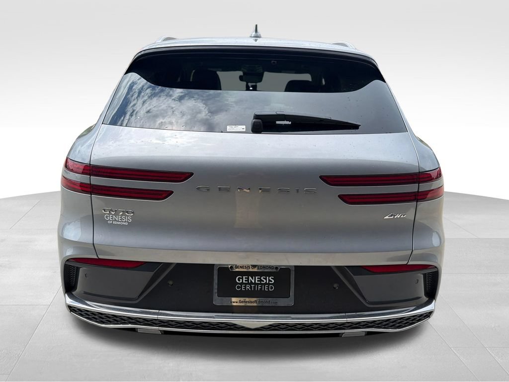 Certified 2026 Genesis GV70 2.5T Advanced AWD/4WD image 4