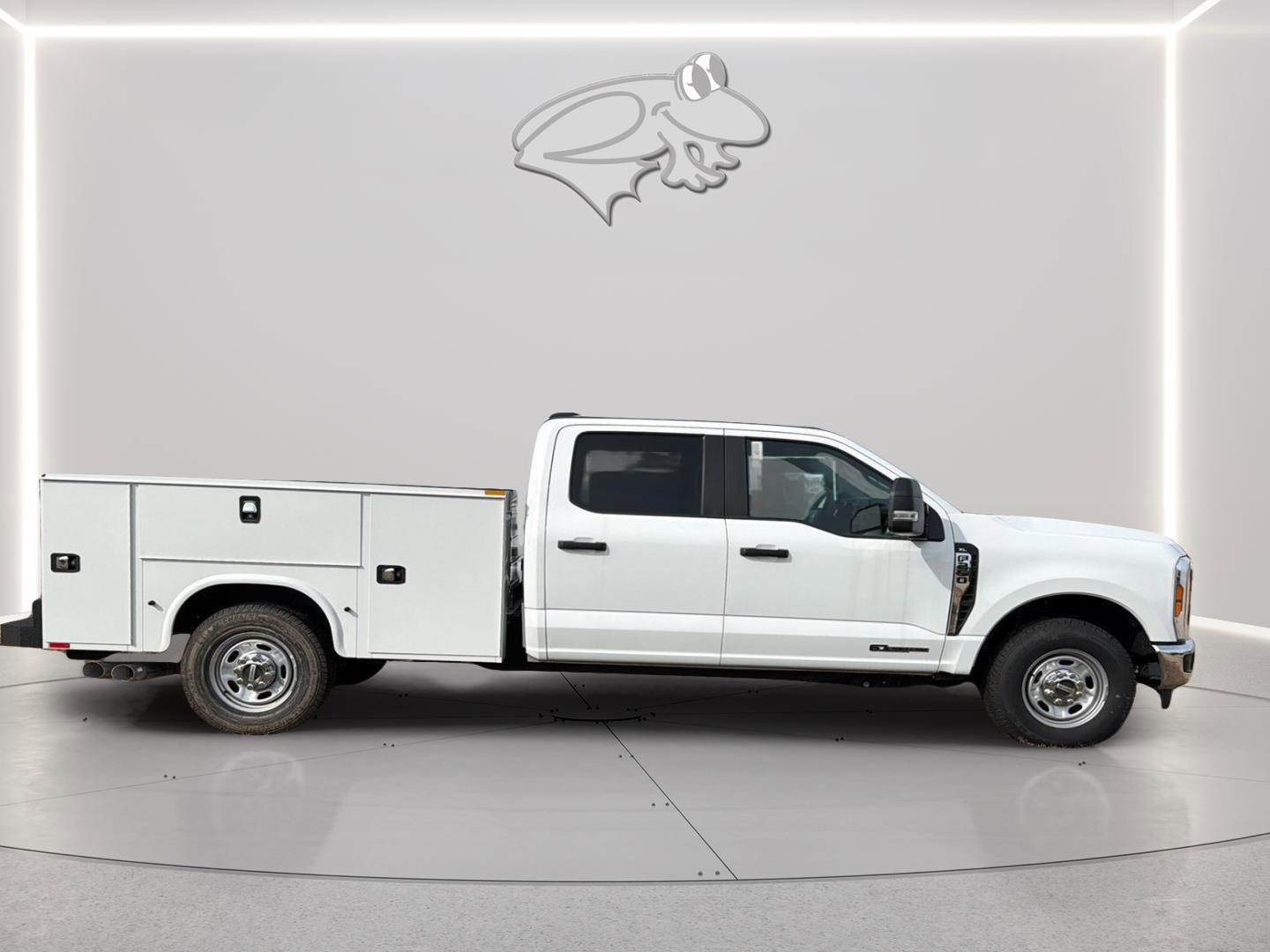 New 2025 Ford F250 XL w/ XL Chrome Package RWD image 8
