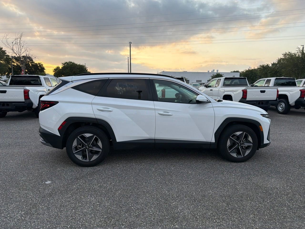 Used 2025 Hyundai Tucson SEL FWD image 6