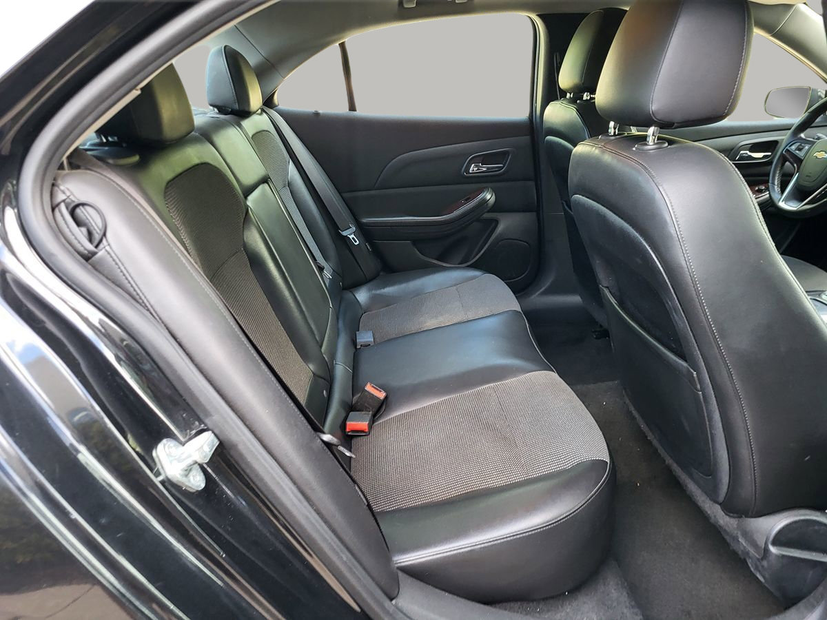 Used 2013 Chevrolet Malibu LT FWD image 17