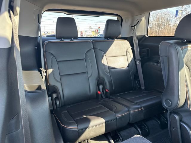 Used 2023 GMC Acadia AT4 w/ Preferred Package image 14