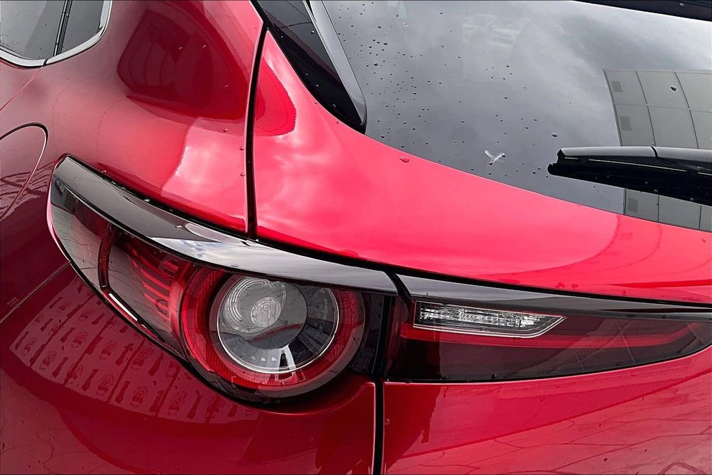 Used 2021 MAZDA CX-30 FWD 2.5 S w/ Premium Package image 21