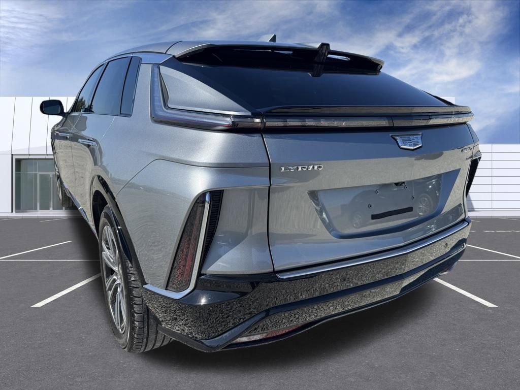 Certified 2024 Cadillac Lyriq Luxury image 12