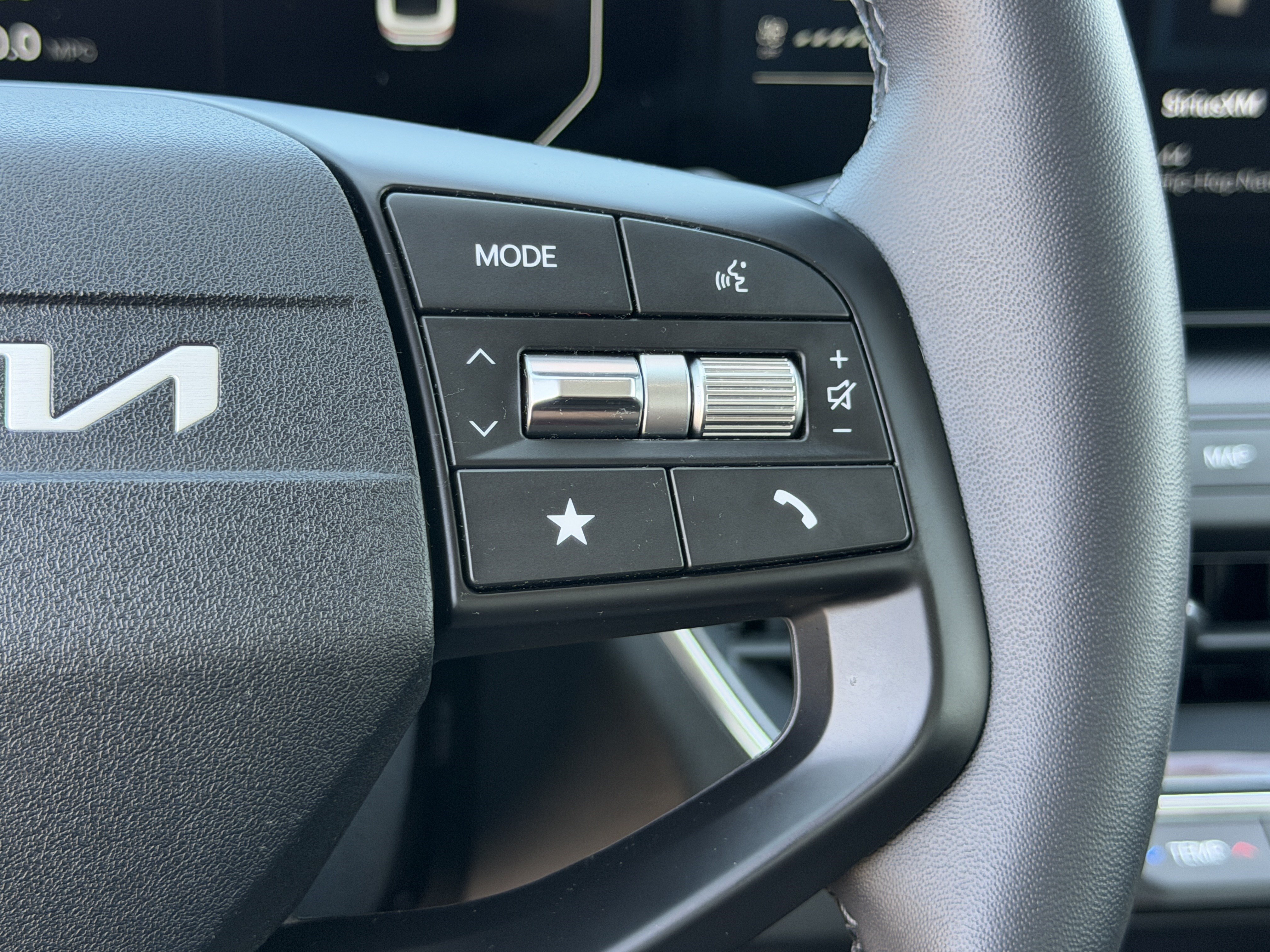 Certified 2025 Kia K4 EX FWD image 19