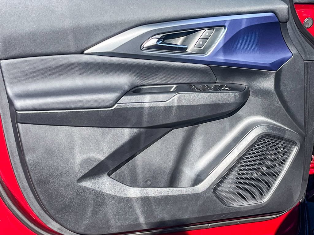 New 2026 Chevrolet Equinox EV LT image 19