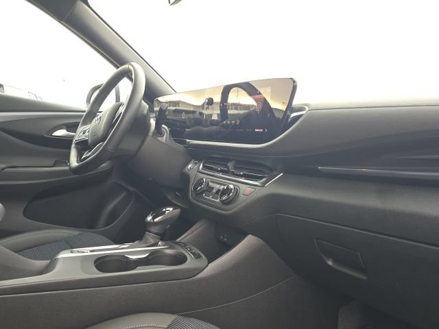 Used 2024 Buick Envista Preferred w/ Convenience I Package FWD image 18