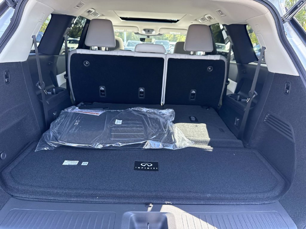 New 2027 INFINITI QX60 Luxe w/ Cargo Package AWD/4WD image 21