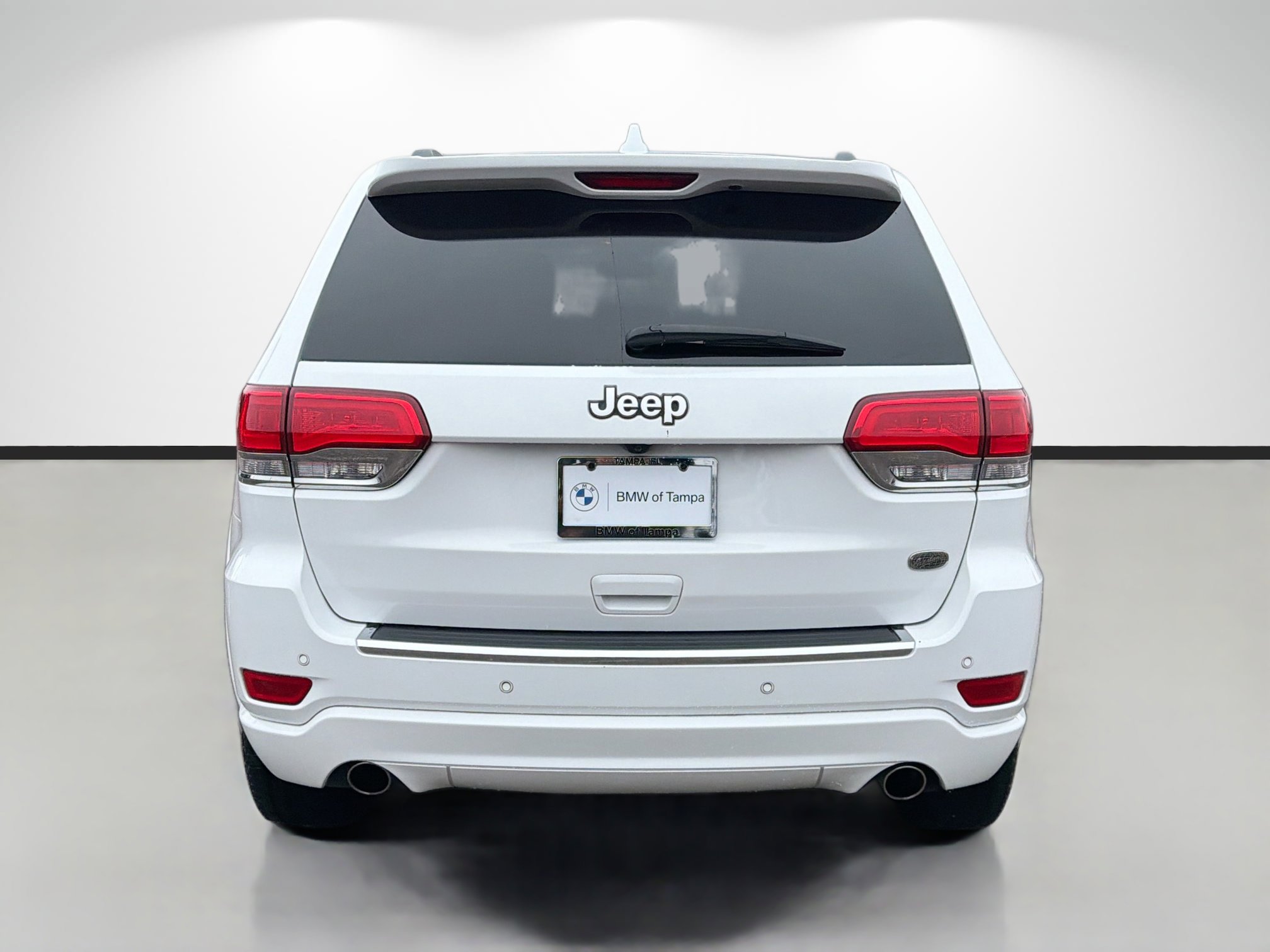 Used 2020 Jeep Grand Cherokee Overland image 4