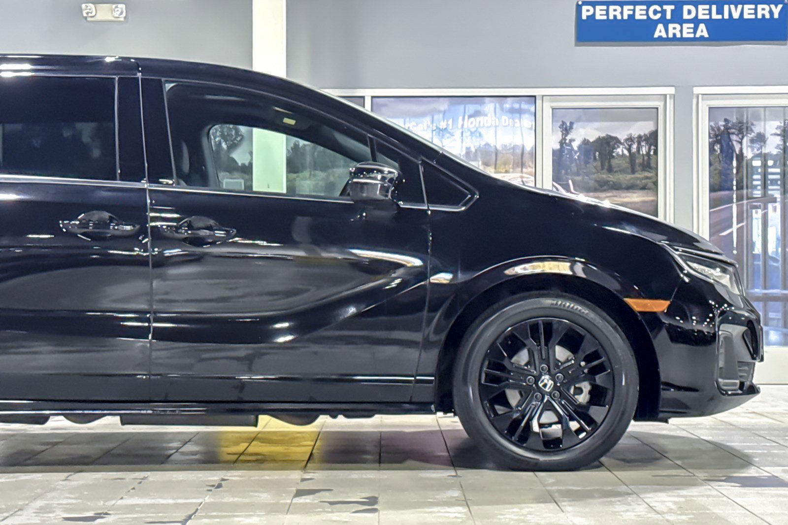 Used 2025 Honda Odyssey Sport-L image 35
