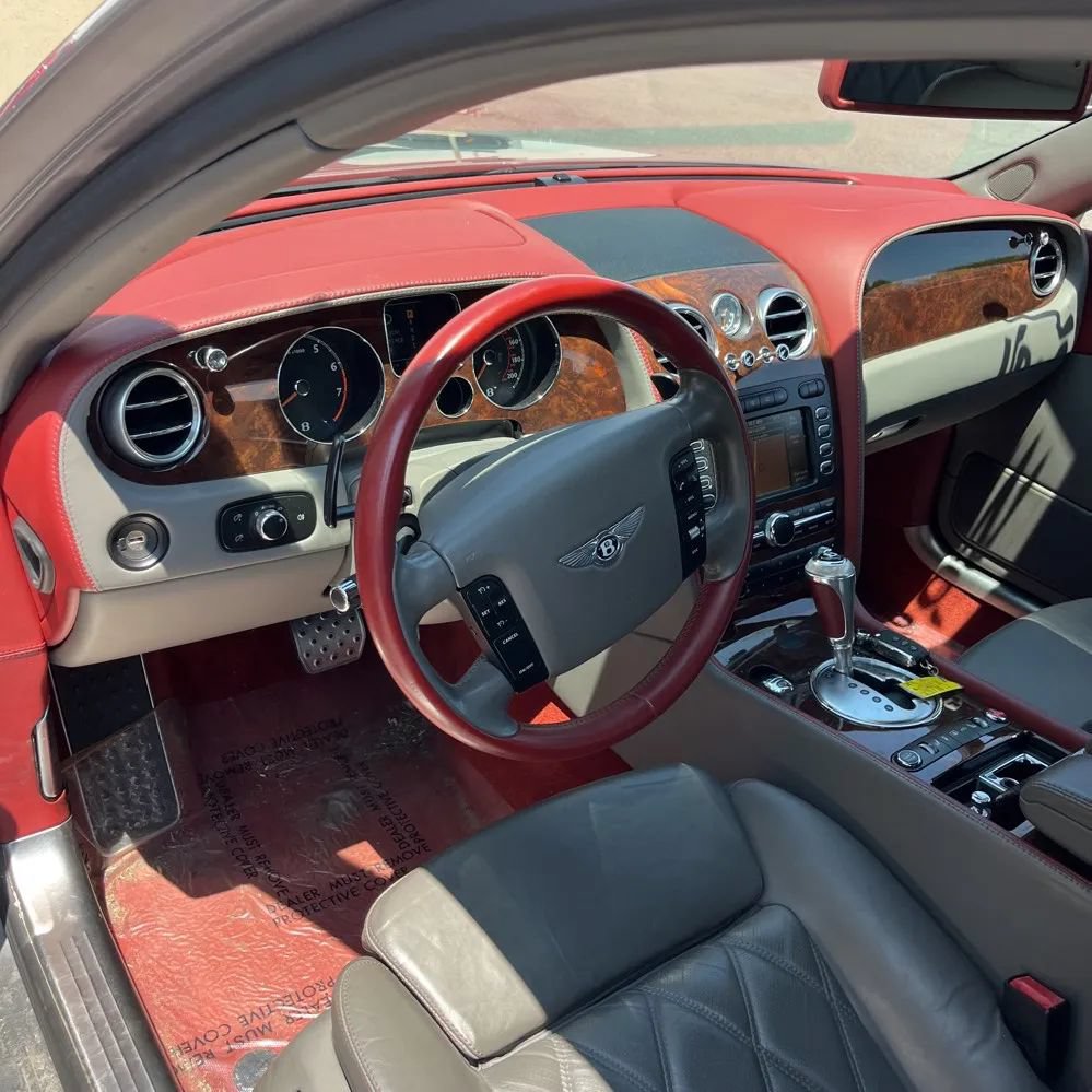 Used 2007 Bentley Flying Spur Flying Spur AWD/4WD image 2