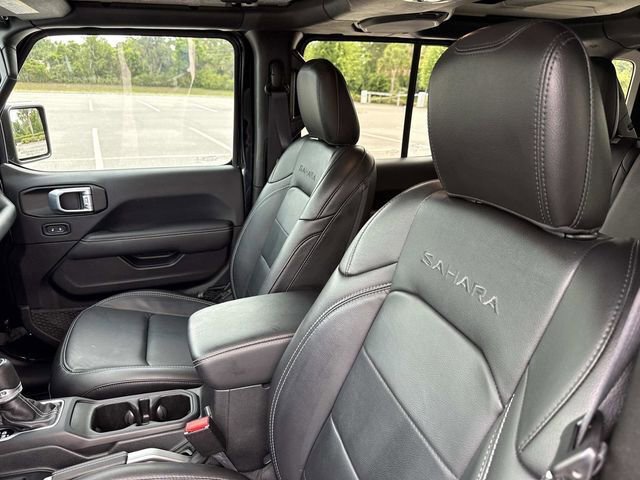 Used 2022 Jeep Wrangler Unlimited Sahara AWD/4WD image 20