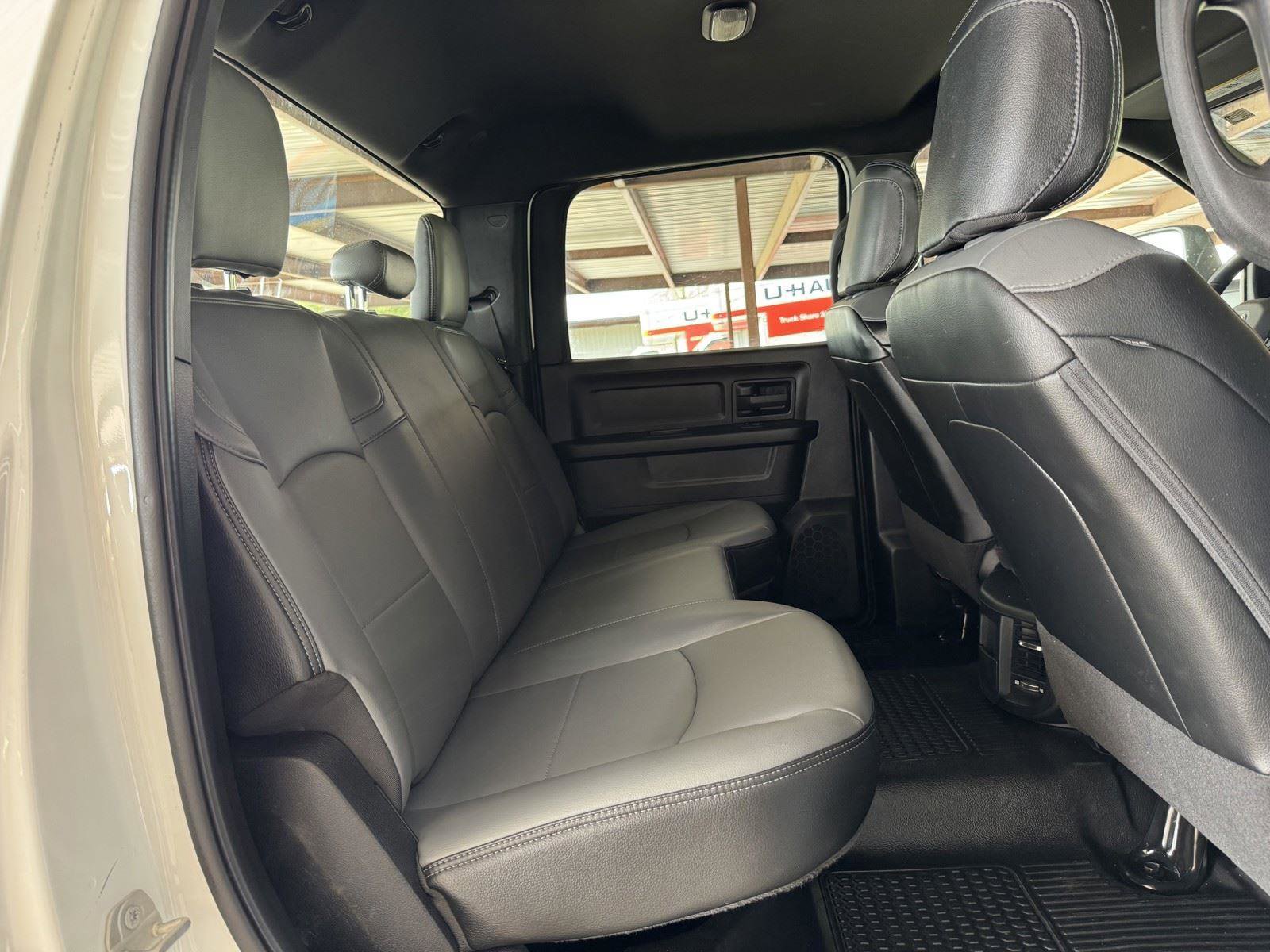 Used 2024 RAM 3500 Tradesman image 34