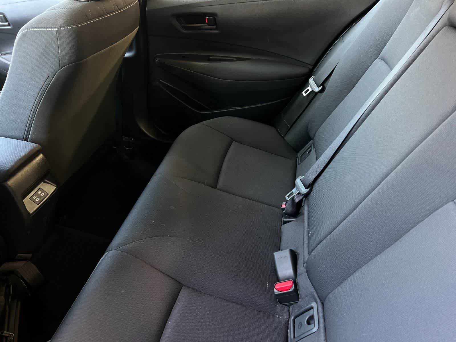 Used 2025 Toyota Corolla LE FWD image 5